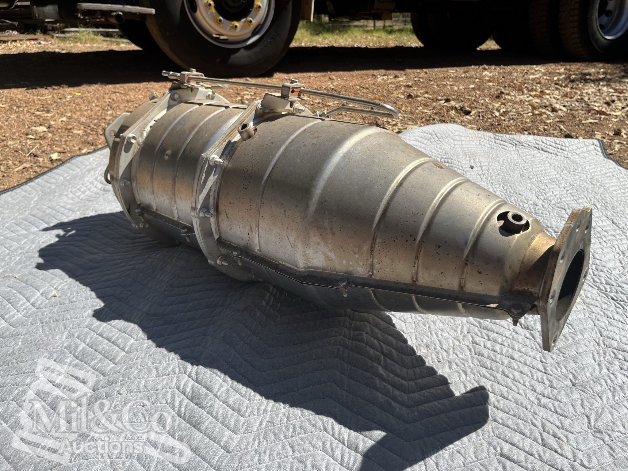 Isuzu DPD DPF Assembly – Mil & Co Auctions