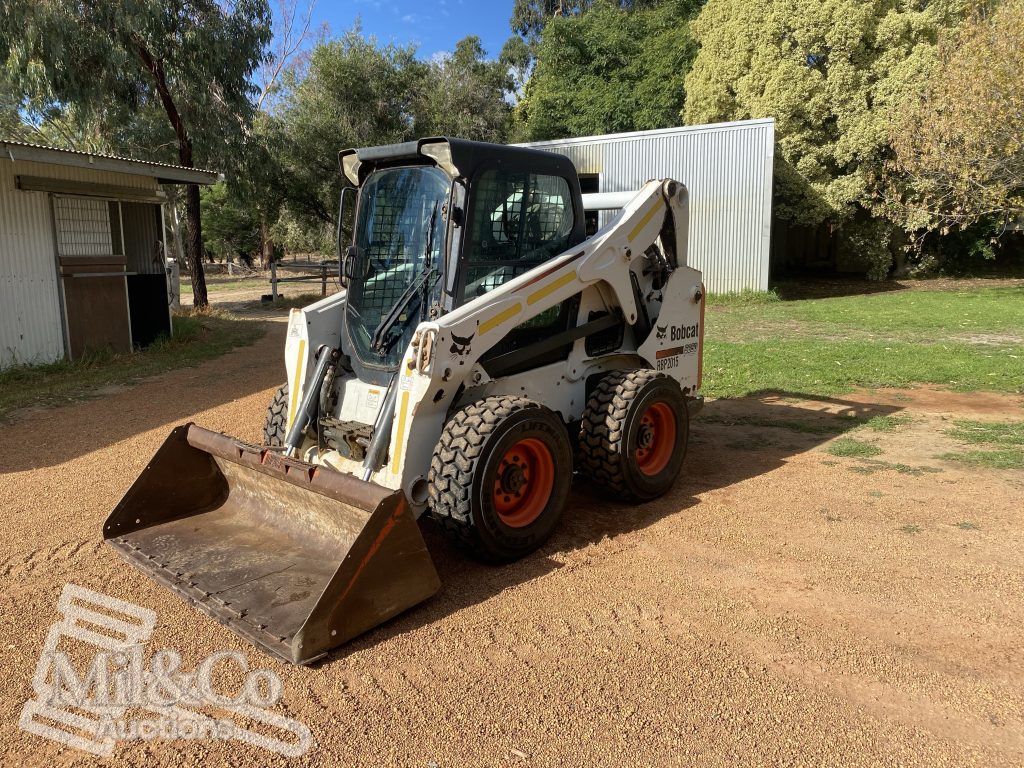 2011 Bobcat S650 3.5 tonne Bobcat Skid Steer exterior front