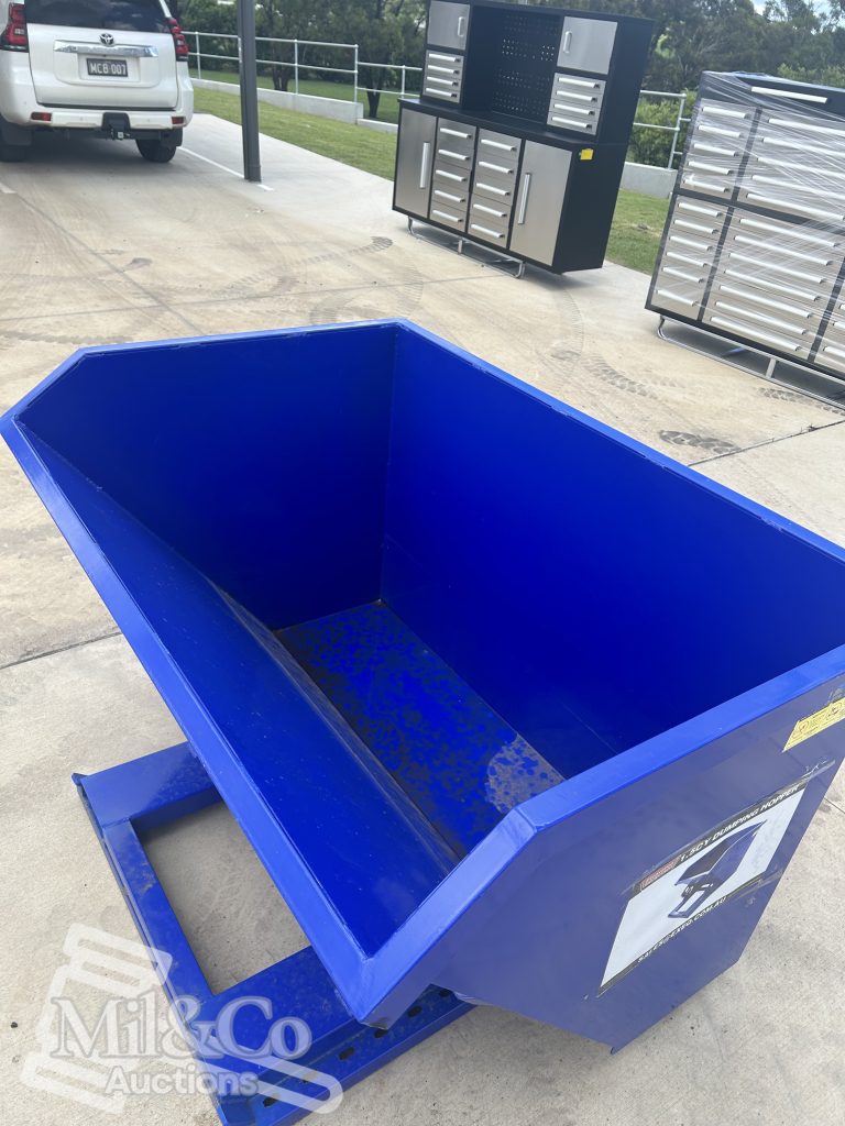 1.5 Cubic Yard Self Tipping Skip Bin