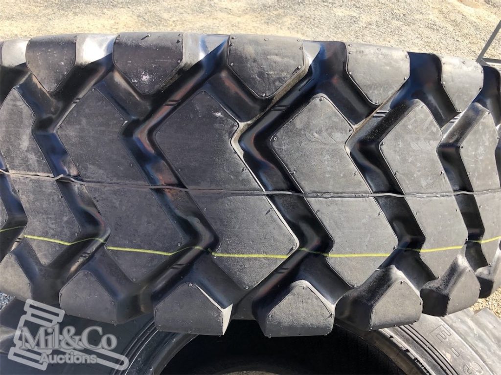 17.5-25 earthmoving tire set of 4