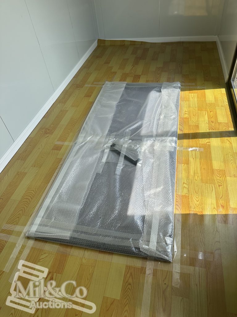 20ft Open Plan Office / Accommodation (Grey) interior flooring