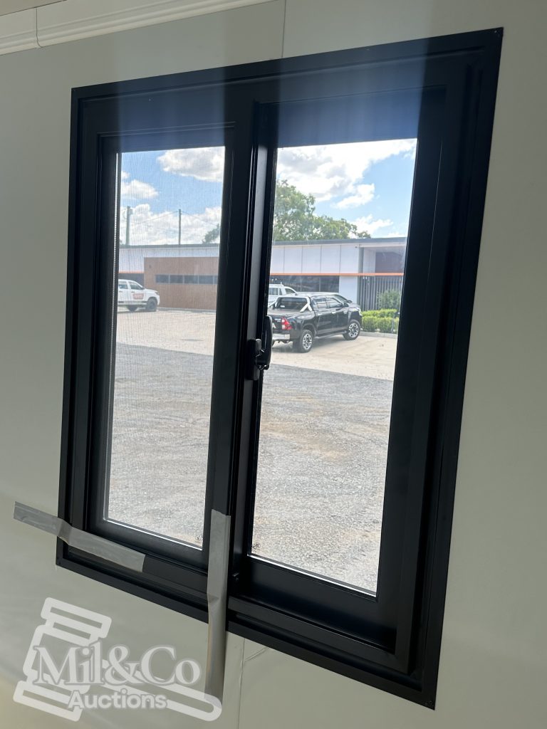 20ft Open Plan Office / Accommodation (Grey) window inside