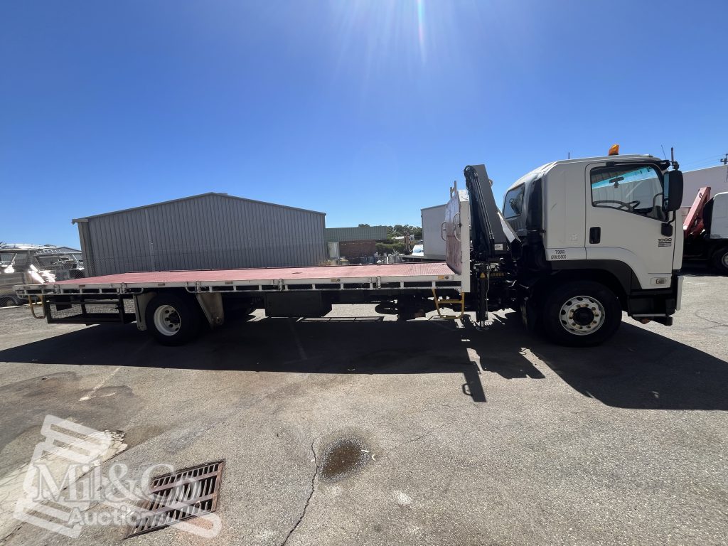 2012 Isuzu FVZ 1000 Tray Back Truck with Hiab exterior drivers side