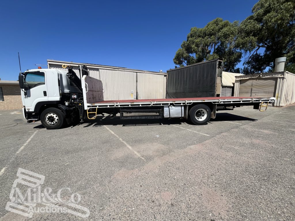 2012 Isuzu FVZ 1000 Tray Back Truck with Hiab exterior passenger side