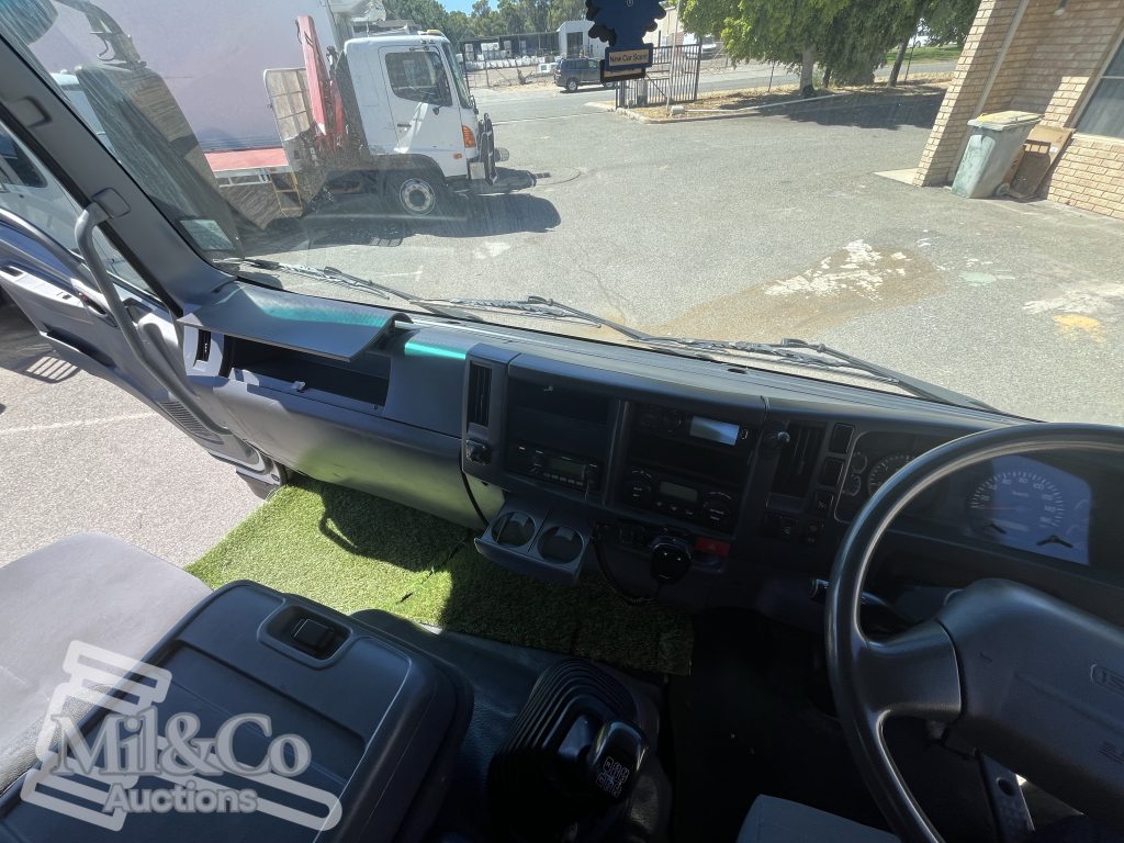 2012 Isuzu FVZ 1000 Tray Back Truck with Hiab interior dash