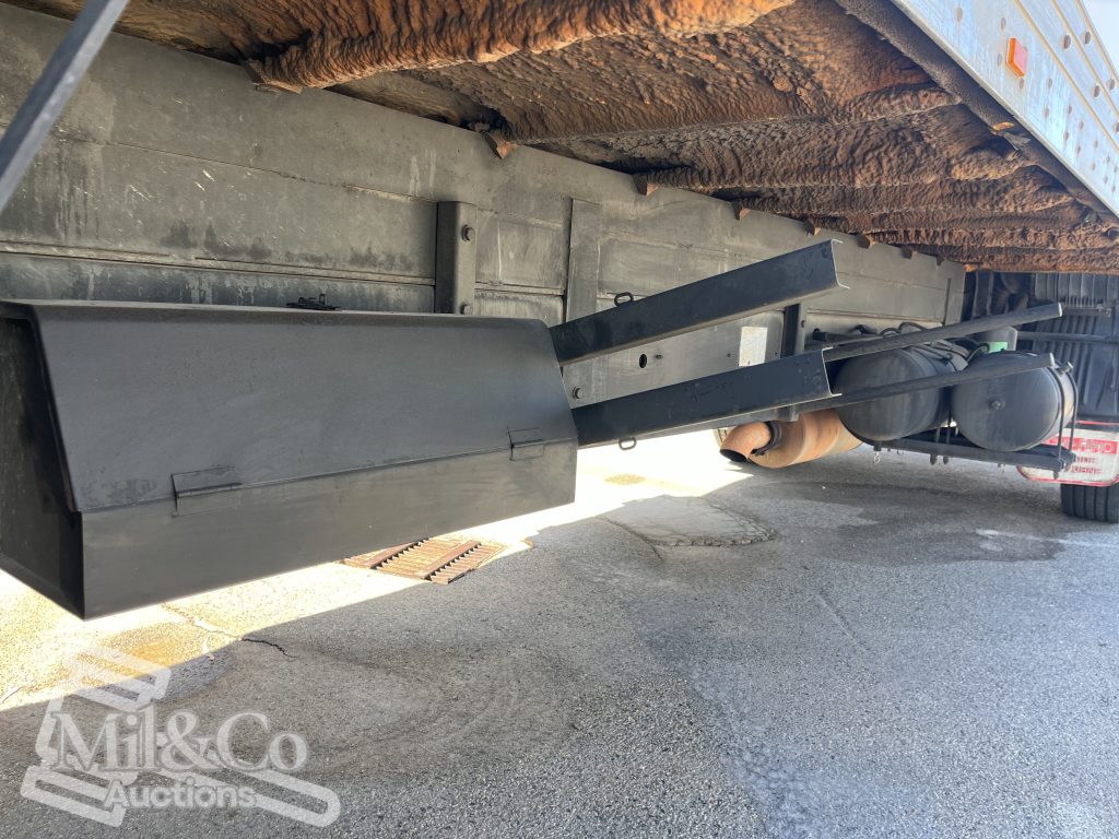 2005 Hino 500 GH Fridge Truck chassis drivers side