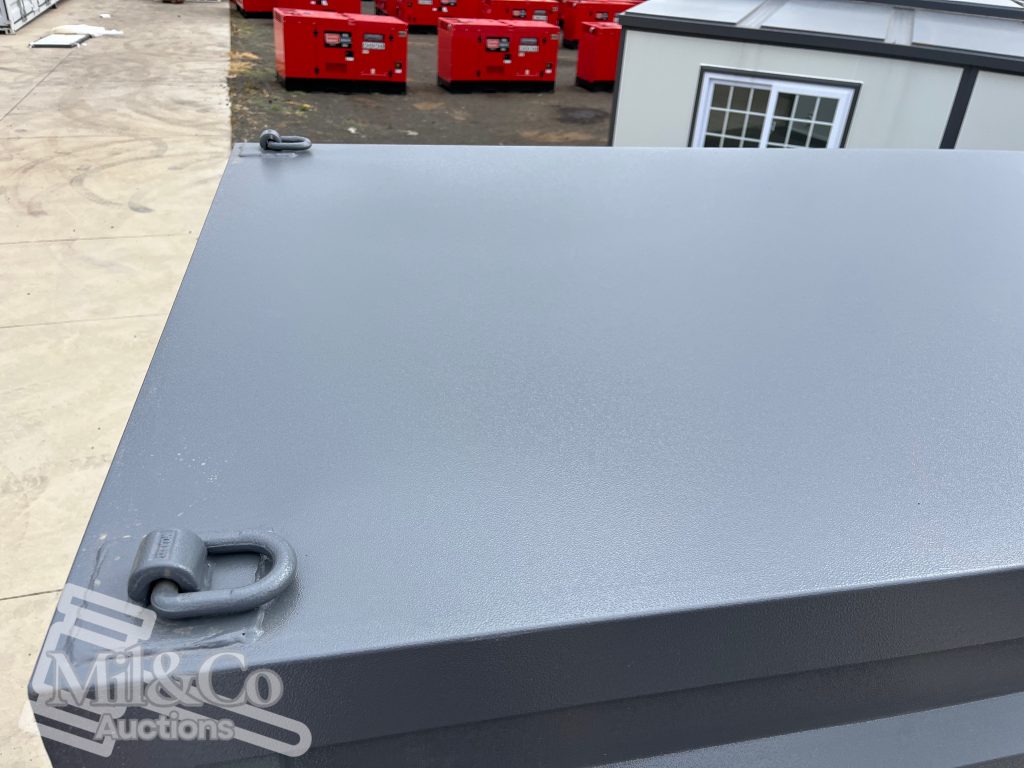 Dual Toilet / Shower Block exterior roof lifting points