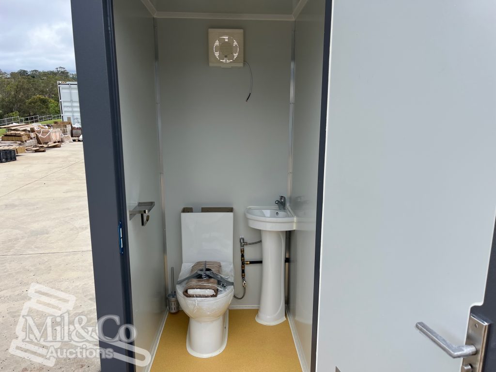 Dual Toilet / Shower Block toilet overview