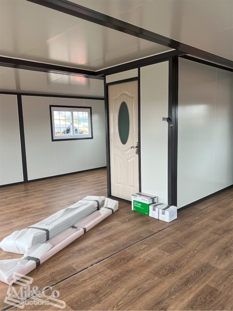 20ft Expandable House - with Ensuite interior outside of ensuite