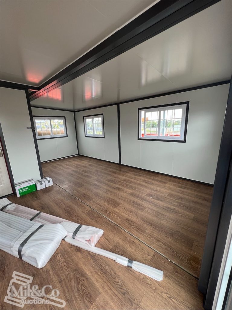 20ft Expandable House - with Ensuite interior back right hand side