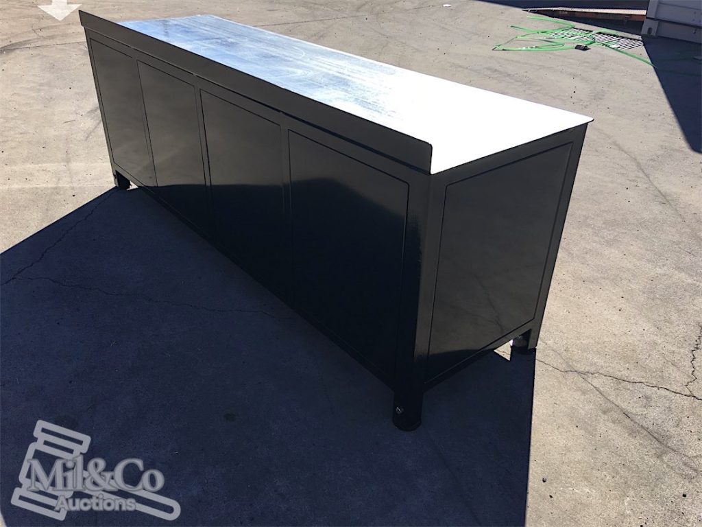 Welding Table With Heavy Duty Work Top