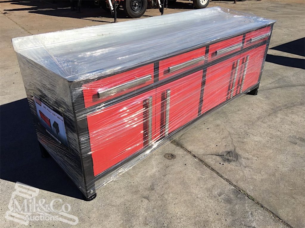 Welding Table With Heavy Duty Work Top