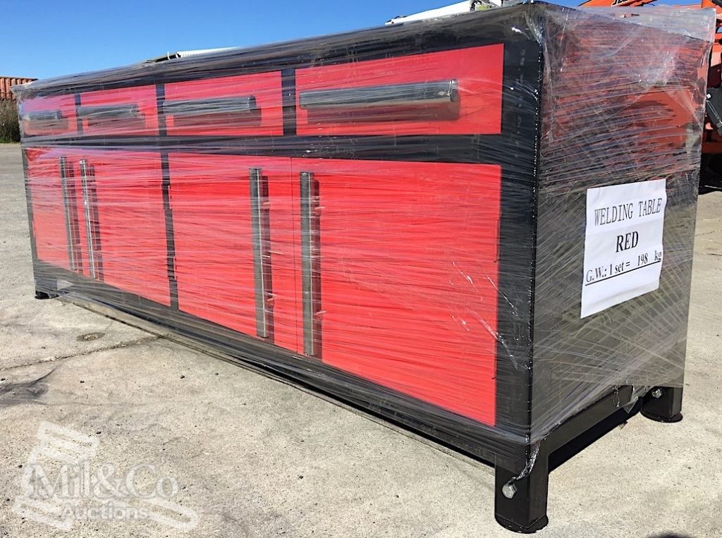 Welding Table With Heavy Duty Work Top