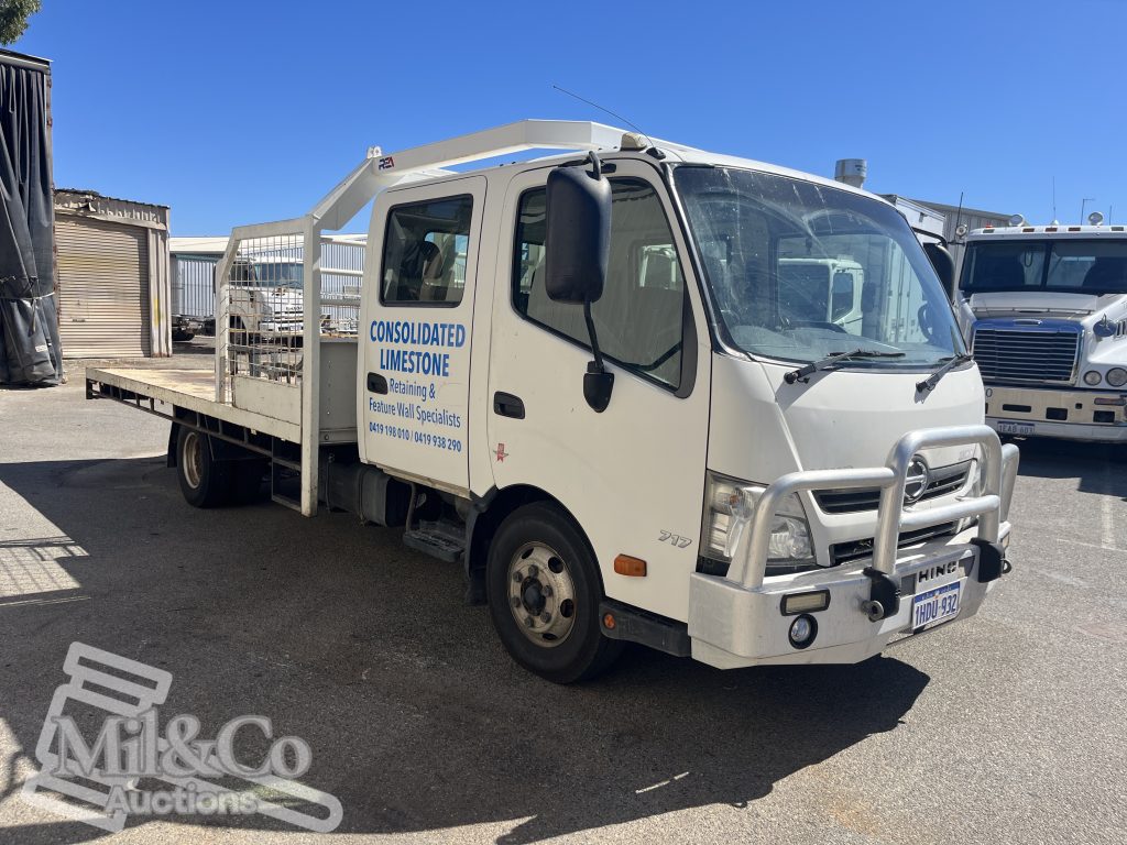 2015 Hino 300 717 Crew Cab Tray Back Truck exterior front drivers side corner