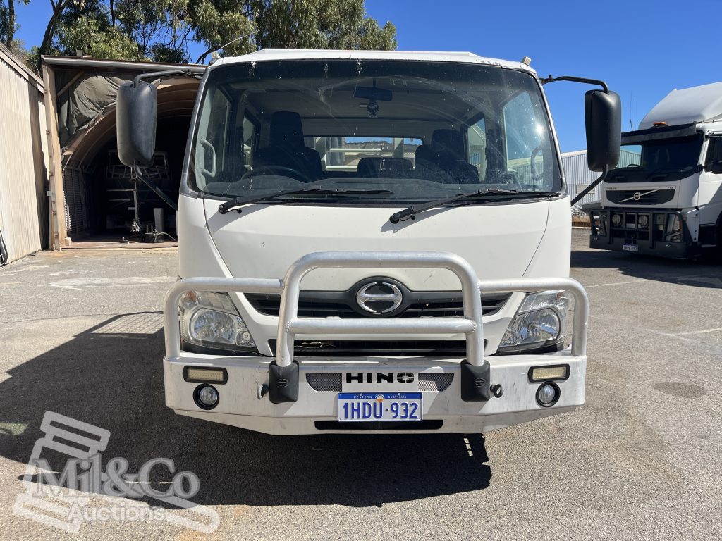 2015 Hino 300 717 Crew Cab Tray Back Truck exterior front