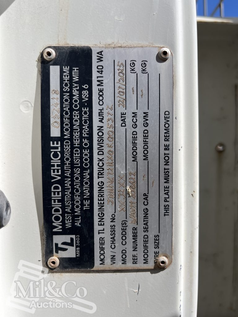 2015 Hino 300 717 Crew Cab Tray Back Truck vehicle modification plate