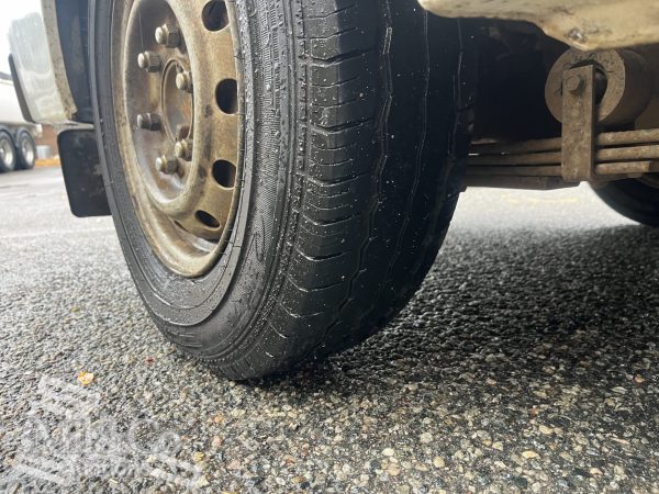 2003 Mazda E2000H Camper Van drivers rear tyre tread